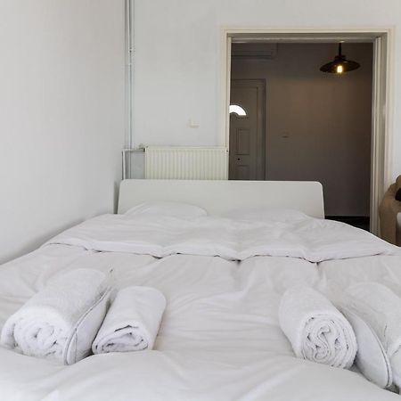 An Adorable Apartment In Athena Bagian luar foto
